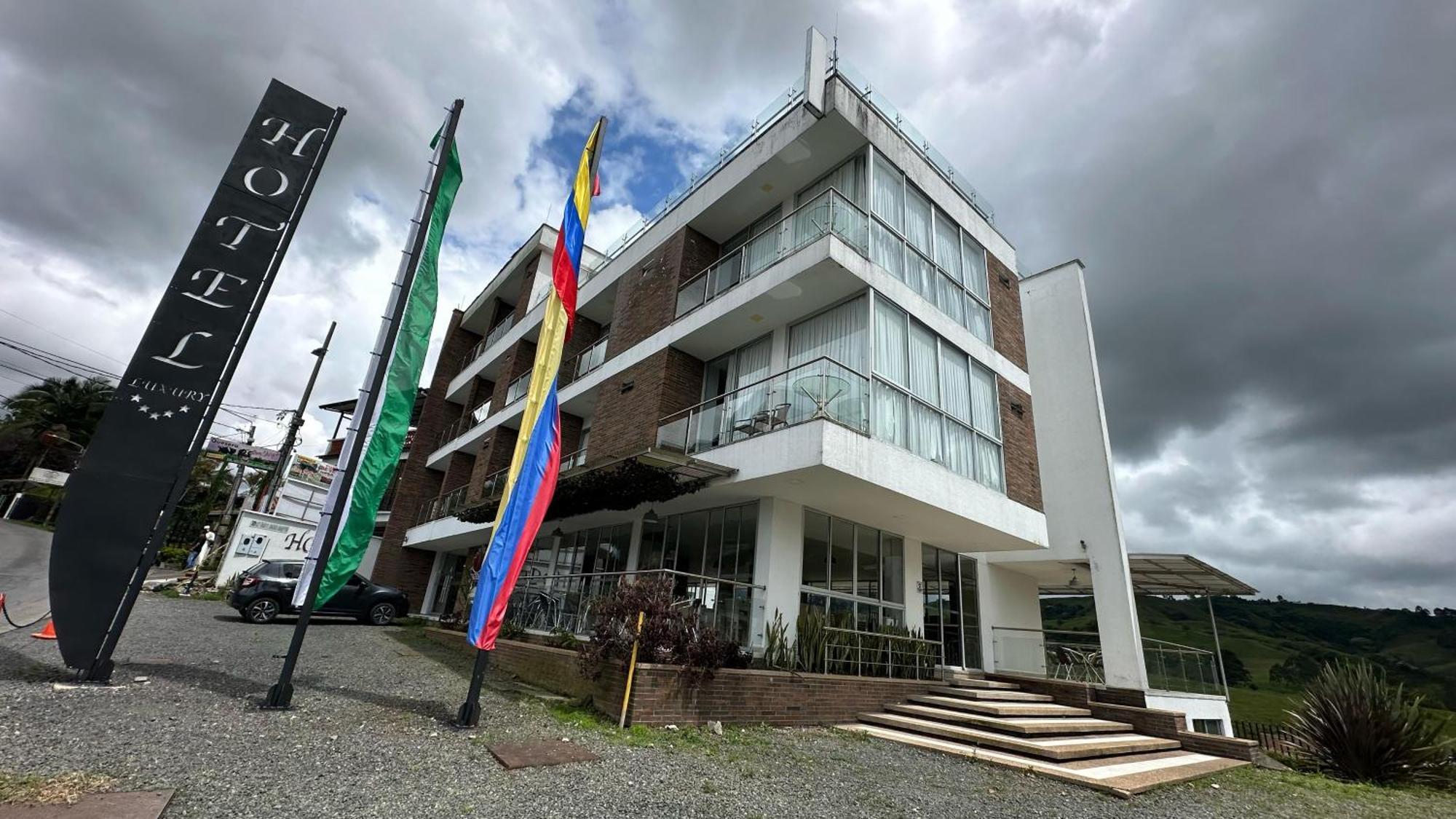 Luxury Hotel Santa Rosa de Cabal Buitenkant foto